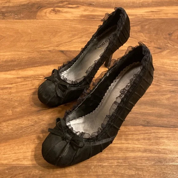 Wild Diva satin heels